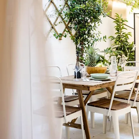 Stylish 2br With Lush Terrace Near National Museum