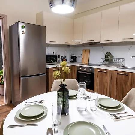 Stylish 2br With Lush Terrace Near National Museum *
