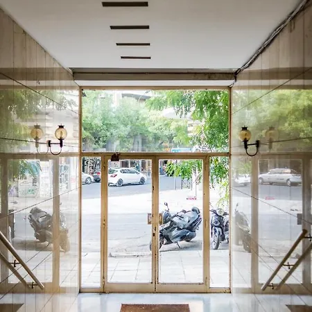 Stylish 2br With Lush Terrace Near National Museum Apartment Athens